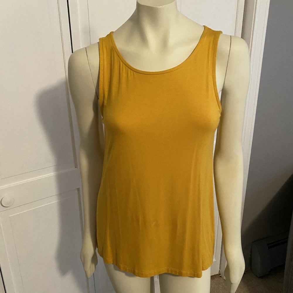 Paraphrase - Gold Sleeveless Tunic